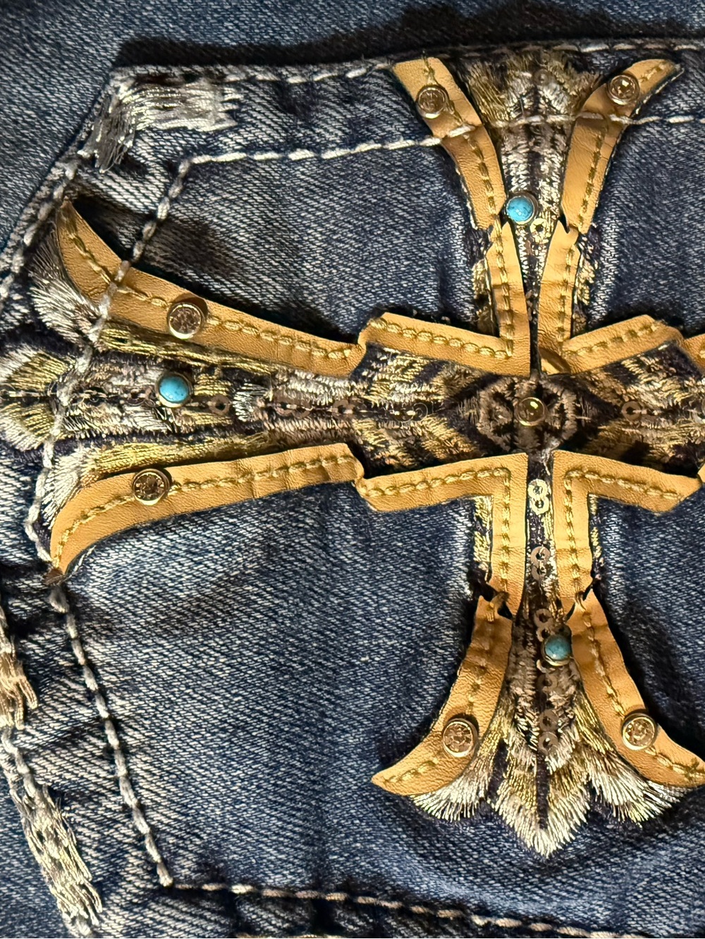 NWT Miss Me Jeans Women Size 28x32 Mid-Rise Bootcut Embellished Cross $134 - Picture 11 of 11